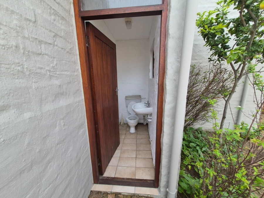 5 Bedroom Property for Sale in Bayview Western Cape